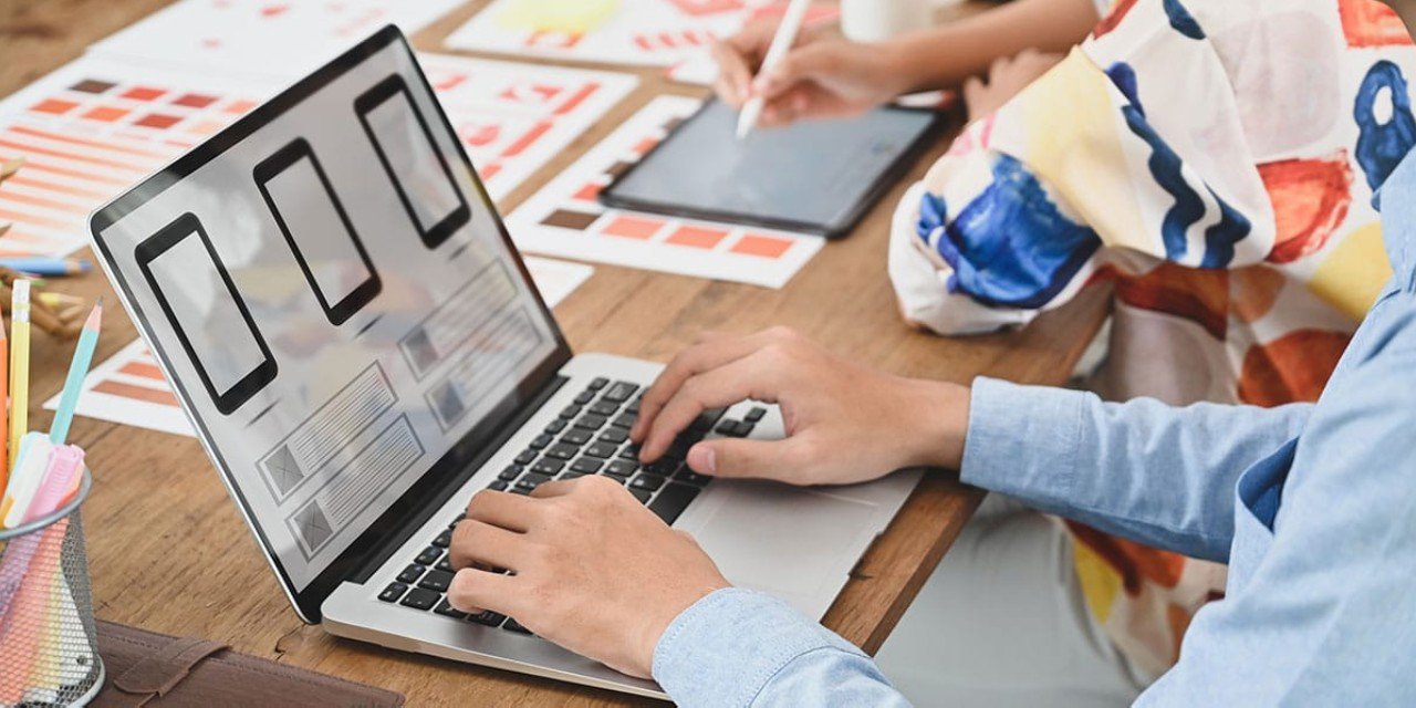 https://zeboto.in/wp-content/uploads/2025/03/Top-Mistakes-to-Avoid-During-a-Website-Redesign.jpg